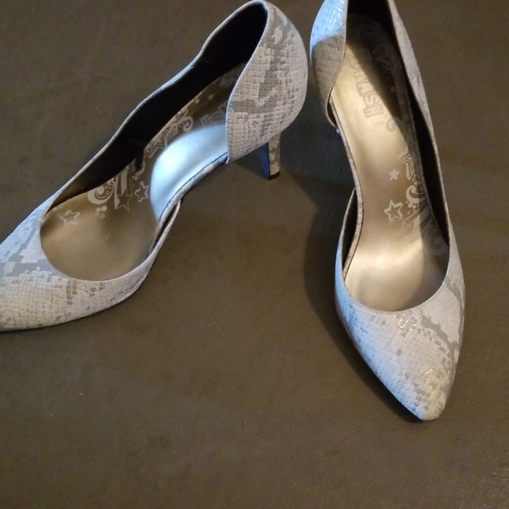 Gray and cream snake print heels